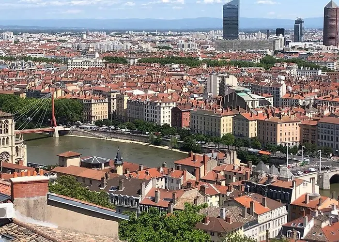 Cote Cour Lyon Part Dieu