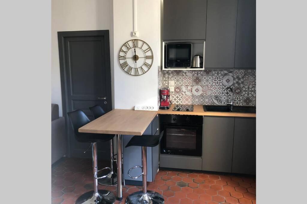 Cote Cour Part Dieu Apartment